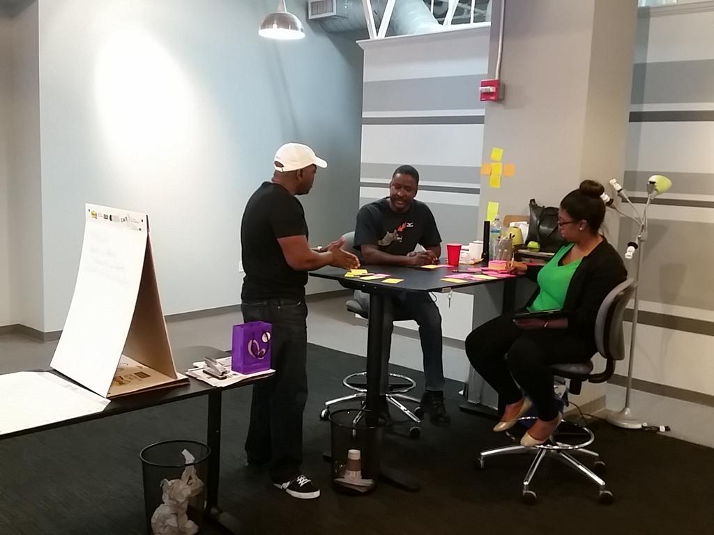 techsofcolor's tweet image. More ideation.  Thanks to Justin Dawkins and @inflexdigital / @NuraCode for the space. #HackToC #techsofcolor