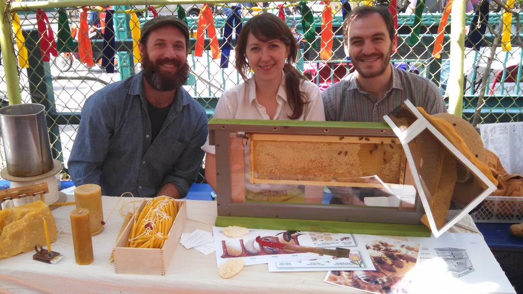 candlestandards's tweet photo. Hanging @HabanaOutpostBK and the great #communityvibe they put out come see out our observation beehive #springishere http://t.co/3wlWF62iTf
