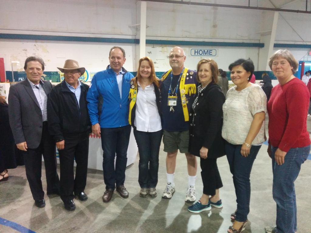 MapleLionsClub's tweet photo. Community members with Lion Sylvia and Lions Dale at #pancakefest http://t.co/njYCoUcLxc