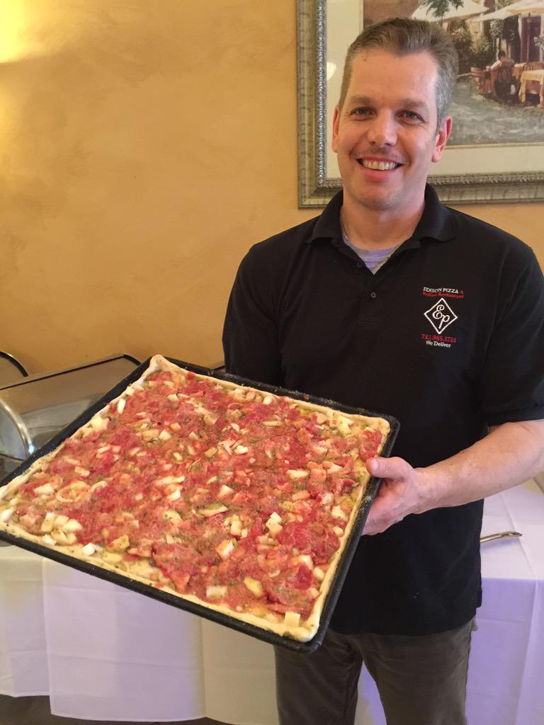 Edison Pizza tweet media