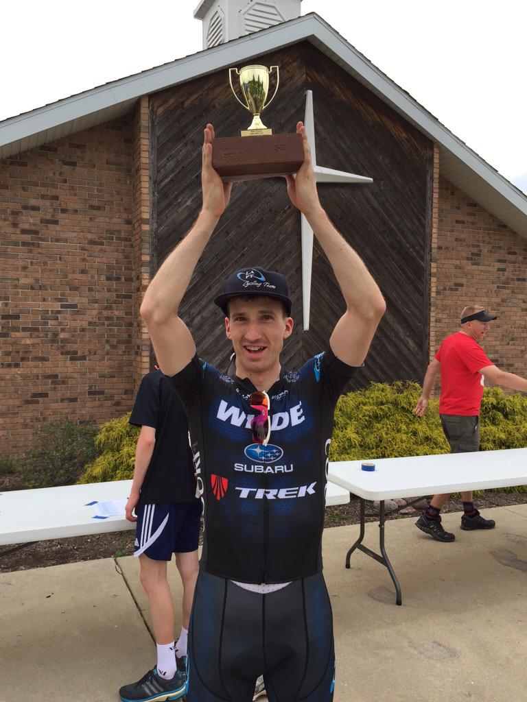 erhill88's tweet photo. HUGE win by @LAPTCycling boys @ Hillsboro RR. Great team effort @WildeSubaru @mtborahcustom @RudyProjectNA @Paincave http://t.co/F6k2f9oltd