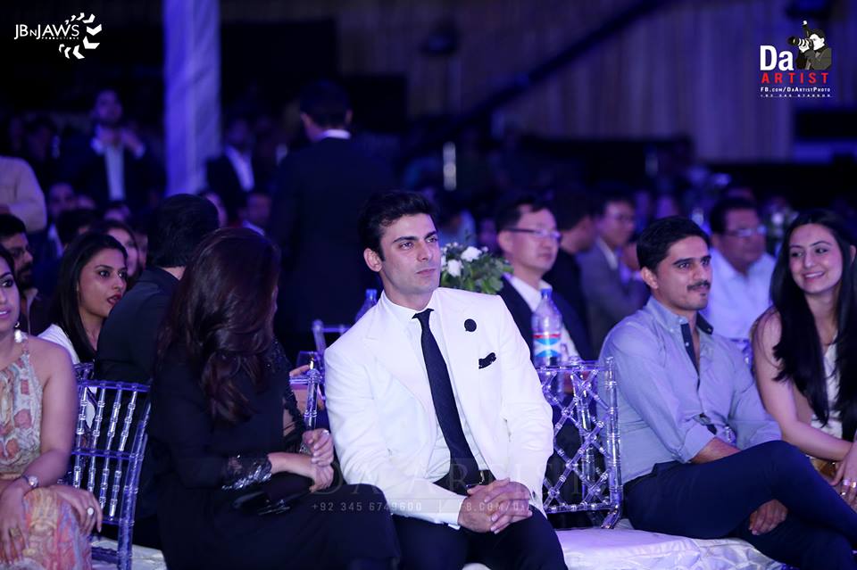 HASNAAmoon's tweet photo. #FawadKhan at Samsung 6 Launch. (5)
#S6Launch http://t.co/hV5q4wsgR7