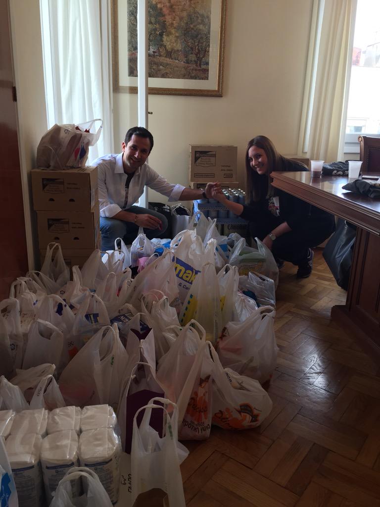 marietaki's tweet photo. Food drive for Boroume earlier today #BUGDS15 http://t.co/4MEzo4EFrv