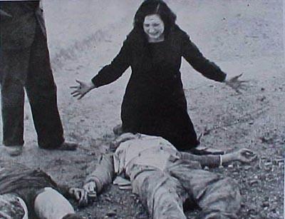 eliaane23's tweet image. Este llanto me parte el corazon,Era necesario asesinar a alguien para cumplir sus objetivos politicos, Todavia duele