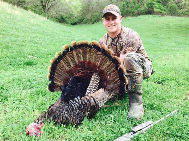 TeamKillzone's tweet photo. Teamkillzone Fieldstaffer @IsaacBrownTKZ gettin it done again today in the Killzone.. #3rdBird #TkzStyle #TkzSeason5 http://t.co/GqLQsNhSfL