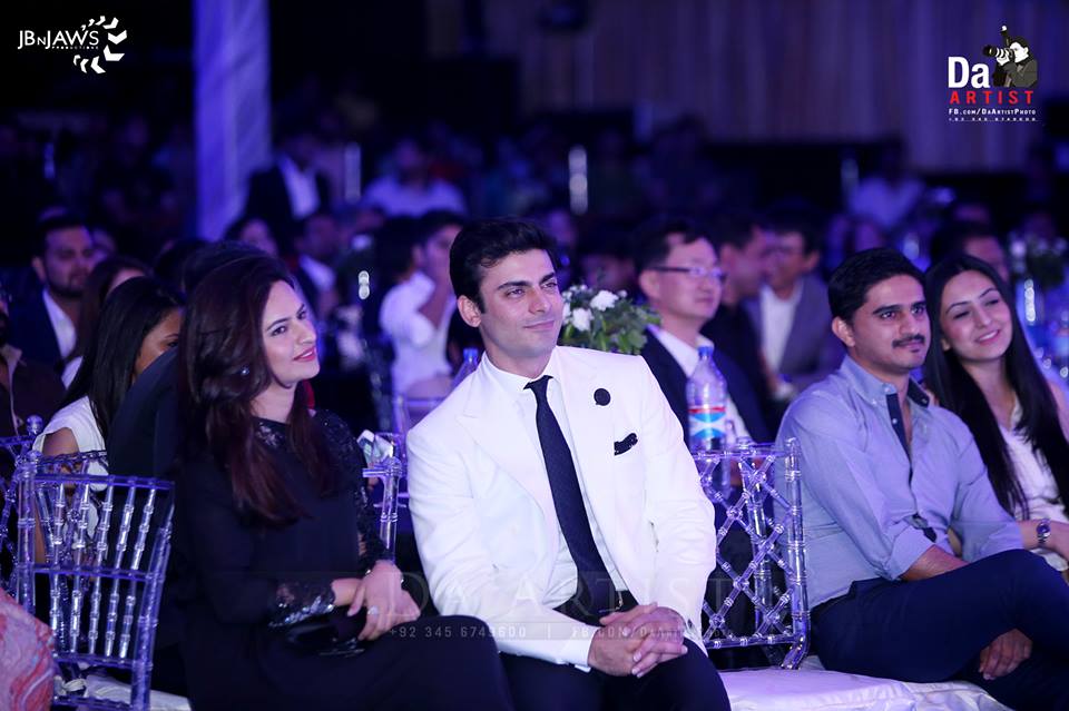TeamFawadAKhan's tweet photo. #FawadKhan at Samsung 6 launch in Lahore. (15
#S6Launch http://t.co/fg5ezKpi4v