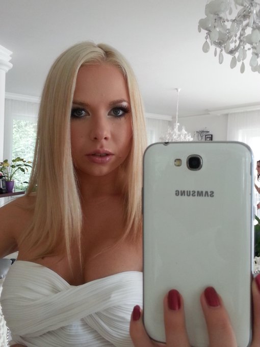 Budapest)) http://t.co/CumPfQAEr7