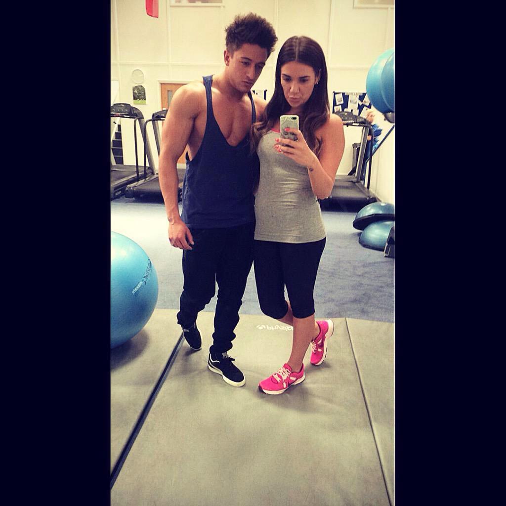 ashtongibbs's tweet photo. I'm just loving @ImogenWeekender &amp; @DeanoWeekender at the minute. 😍 I need to get back to gym! #CuteCouple #fitspo 💪🏼 http://t.co/AsdWfmKXWV