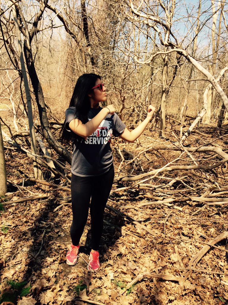 thelatinaot's tweet photo. On my spare time I move trees π² #BUGDS15 http://t.co/HfHl1RlzDv