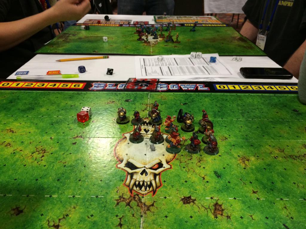 ConclaveofGamer's tweet image. Blood and gore, Blood Bowl at #CoG15.