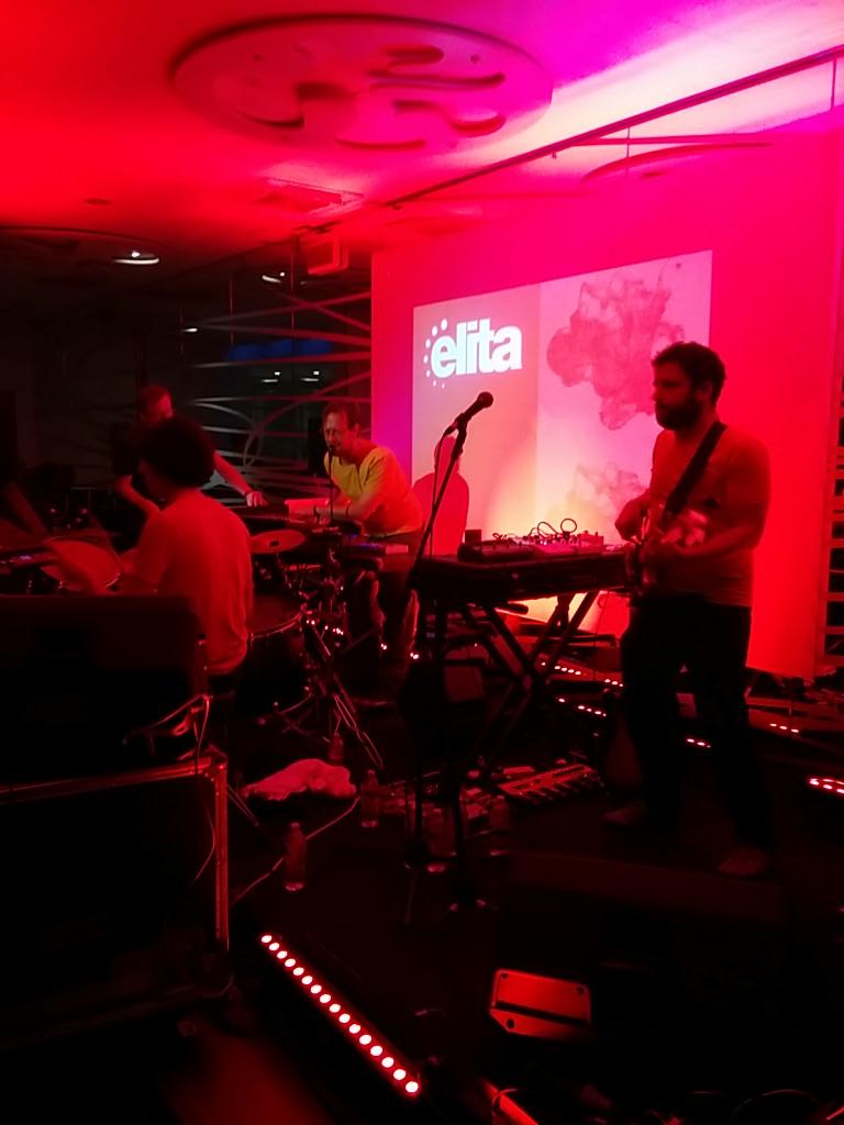 ziguline's tweet photo. Vessels live #DWF10 #borderless #designweekfestival #salonedelmobile #milandesignweek http://t.co/J2IBFqeMue