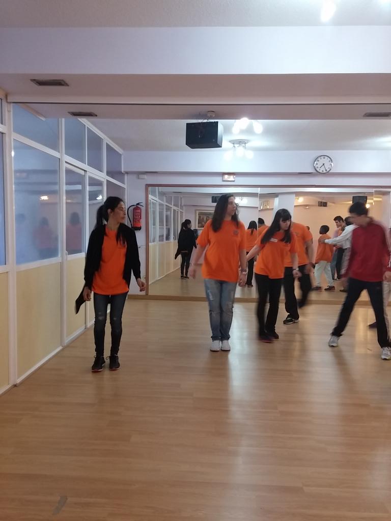 En nuestra clase de baile