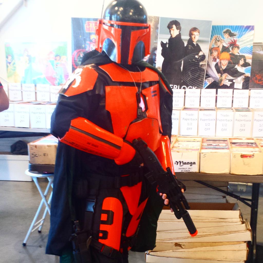 FlintFarmMarket's tweet photo. JOIN US: #FlintComixcon TODAY OPEN until 5PM :) $5per
@KetteringU @UMFlint @MottCollege #geekout #downtownflint http://t.co/UJ25Uw9fOi