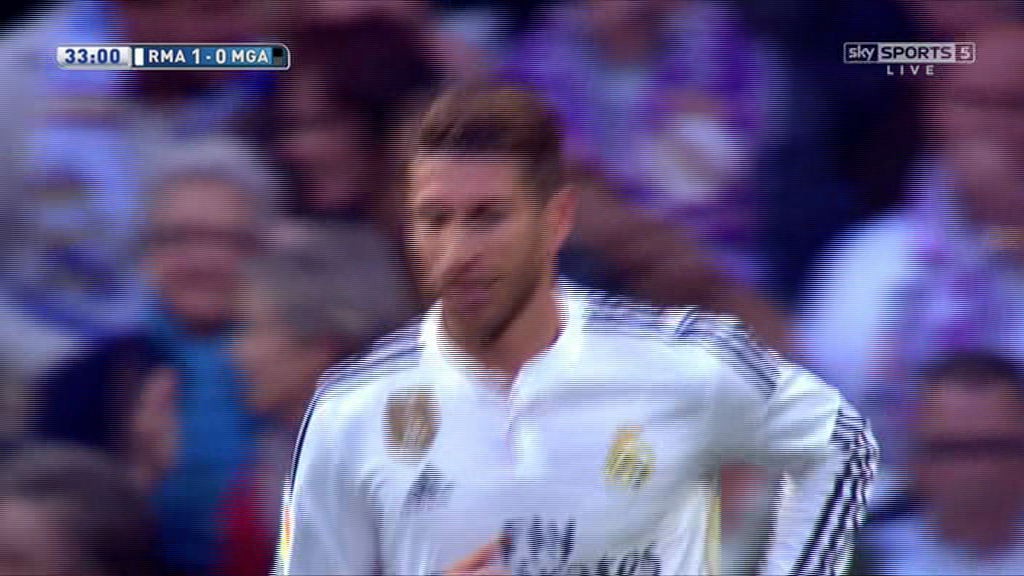 RM4Arab's tweet photo. هدف ملغي لريال مدريد.
#RM4A http://t.co/tF2DI9nh8O