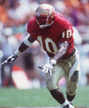 Happy Birthday to all-time great \Nole LB Derrick Brooks! 