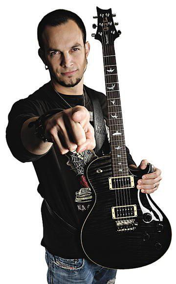 Happy 41st Birthday Mark Thomas Tremonti (ALTER BRIDGE, CREED) - April 18th, 1974 