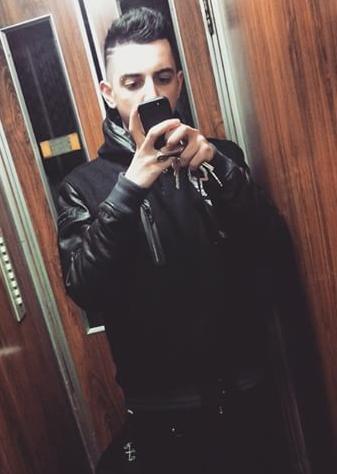 etiennegdr's tweet photo. —non vi odio perché non c'ho tempo http://t.co/TRnWSFPIcn