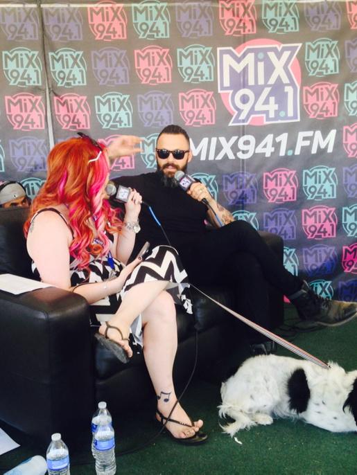 BrandoRecords's tweet photo. Justin on the air NOW @mix941 in Vegas. http://t.co/UUVrToJTyu
