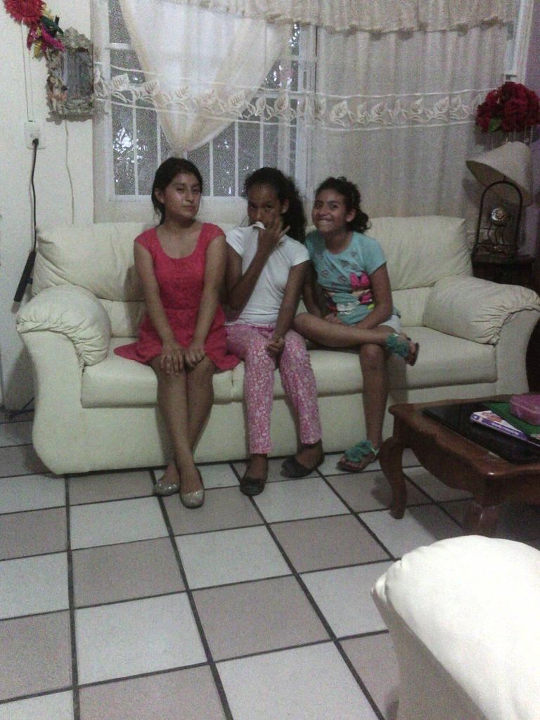 PatsySuper's tweet image. Jajajajajaj como siempre @Gemmaperez17  haciendo locuras😂-- @patsydiaz23