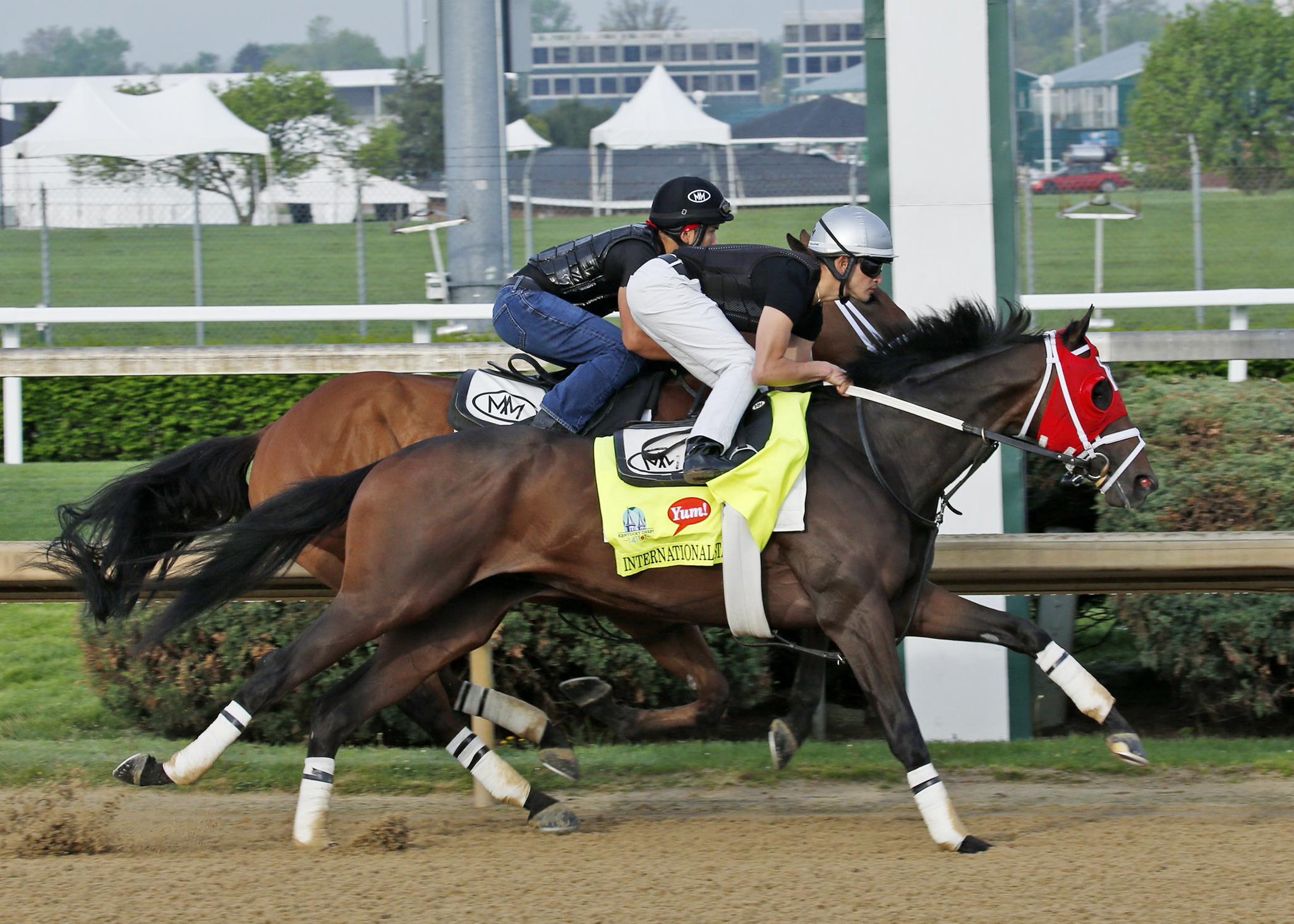 2015 KENTUCKY DERBY- LA RECTA FINAL (EL MEJOR DE LOS ULTIMOS AÑOS?) CC5gZI4UEAAhTZJ