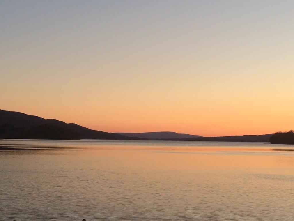 love_leitrim's tweet photo. Lough Gill in the twilight Sat April 18th #Leitrim #Ireland #thisisLIVING @deric_hartigan #tourismnotfracking http://t.co/GfyxAdQGrI