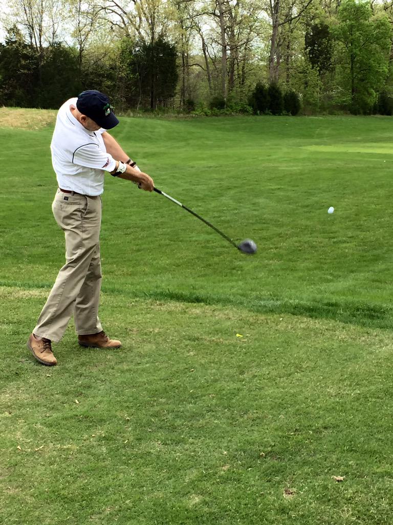 HSSMBU's tweet photo. @MoBaptistU President Dr. Alton Lacey tees off on hole #1 at @MOBluffs to start the #MBUGolf Tournament Event! http://t.co/T6grUMjcLI
