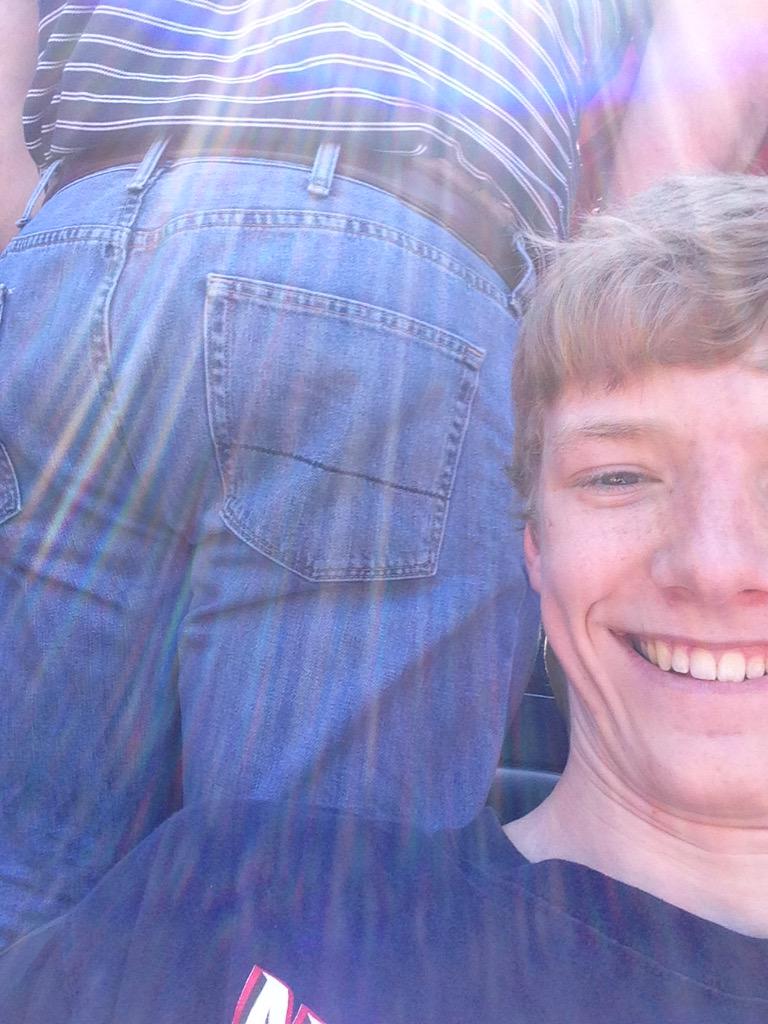 Tanner_Uffelman's tweet photo. When then booty is just to holy. #holybooty http://t.co/r00nDMPTCE