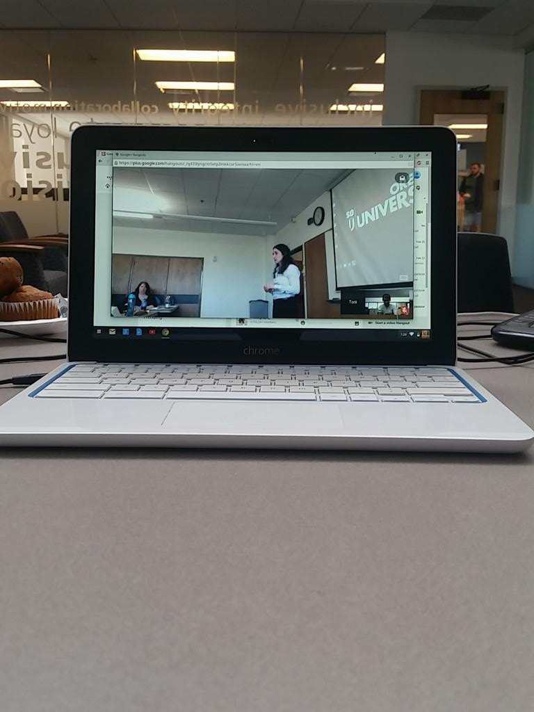 ASEOUTweets's tweet photo. OSA board meeting by hangout! http://t.co/xmiCgFUeVY