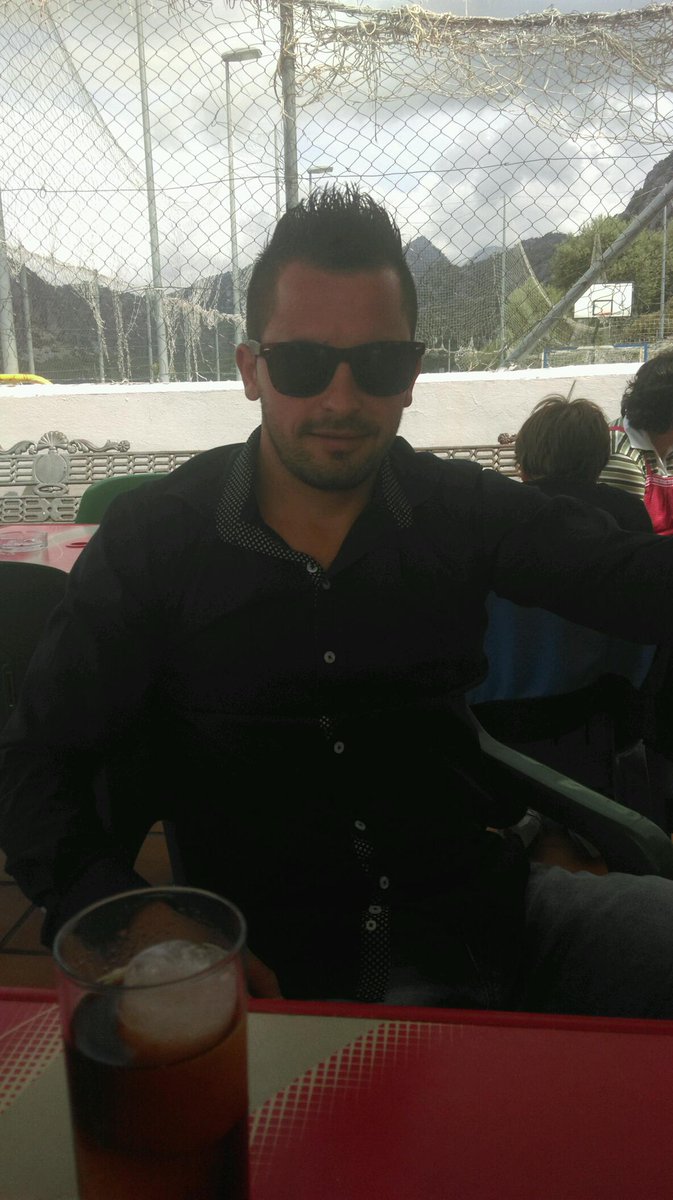 javierik84's tweet photo. Bonito dia el de hoy http://t.co/PLJyGKzSL5