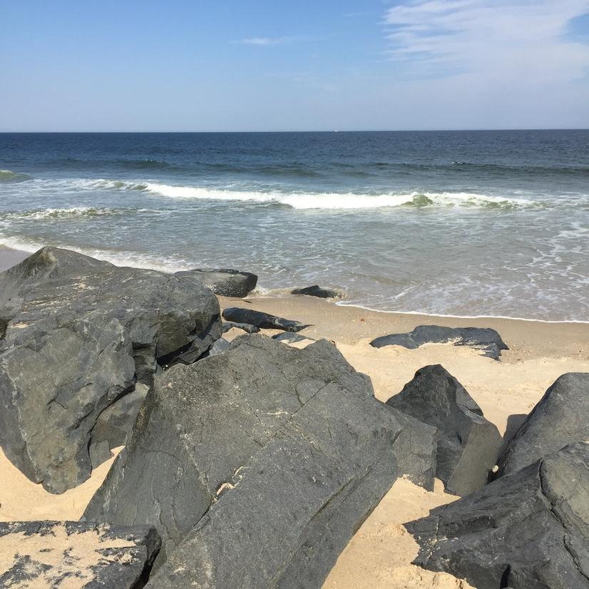 MVS_Griffins's tweet photo. Life is better at the beach! What a great day on the boardwalk in Long Branch☀️☀️☀️ http://t.co/AIdCc4UFMt