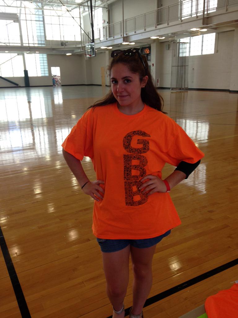 givebackbash's tweet photo. Our model @sarena_sbu http://t.co/WHlB55V7FR