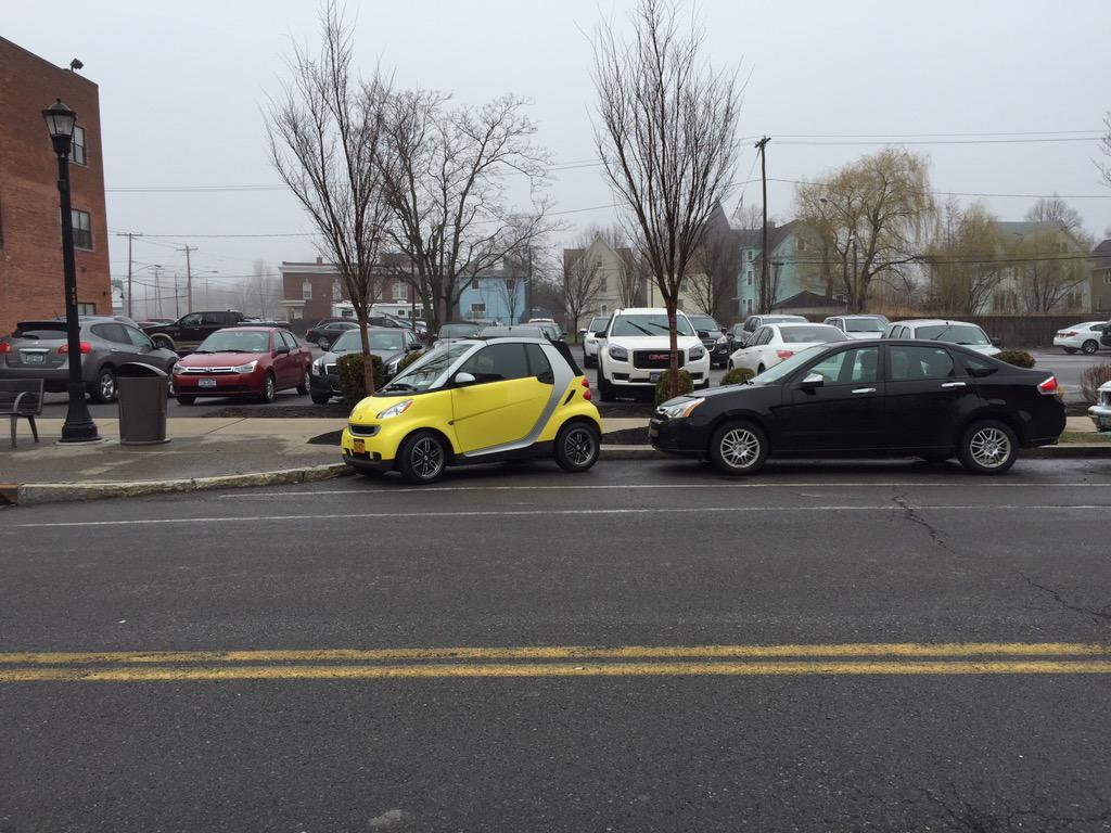 SmartCars1bflo's tweet photo. #smartcarusa #smartsmart101 @smartcarUK ❤️🚗💨💨💨 http://t.co/6MySV1EAZM