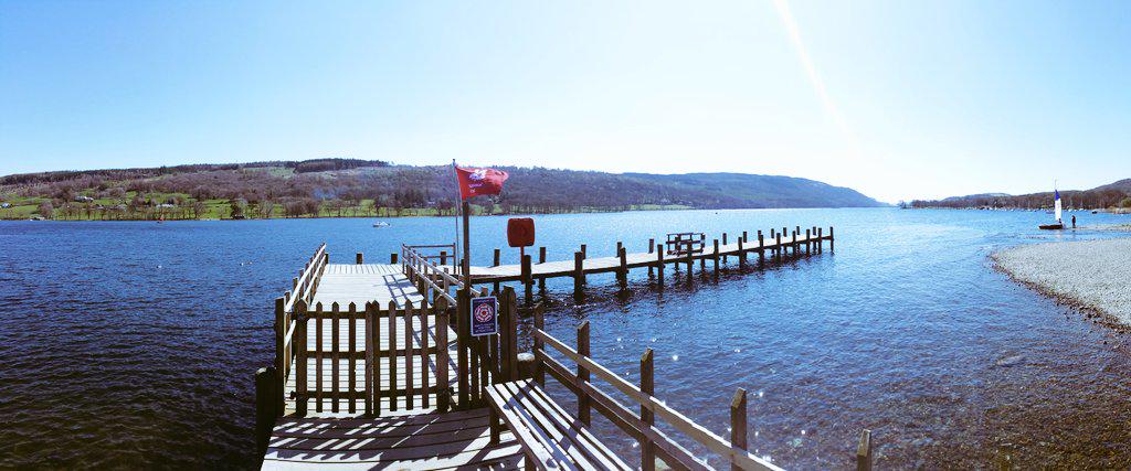 iamgaz1's tweet photo. Beautiful day at coniston..... http://t.co/SmDzSJe93m