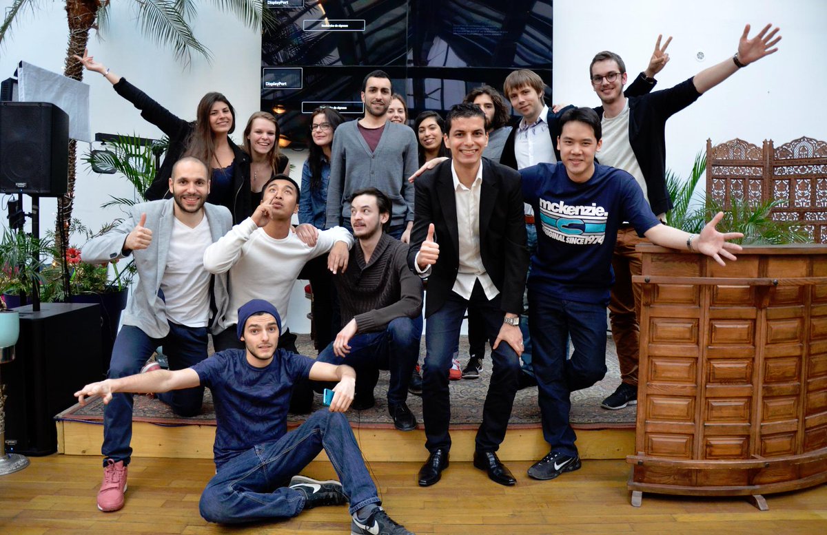 HelpingDay's tweet photo. MERCI POUR VOTRE SOUTIEN @EDAconcours ! NOUS SOMMES ENSEMBLE ! #HelpingDay http://t.co/yeGG5DWsVg