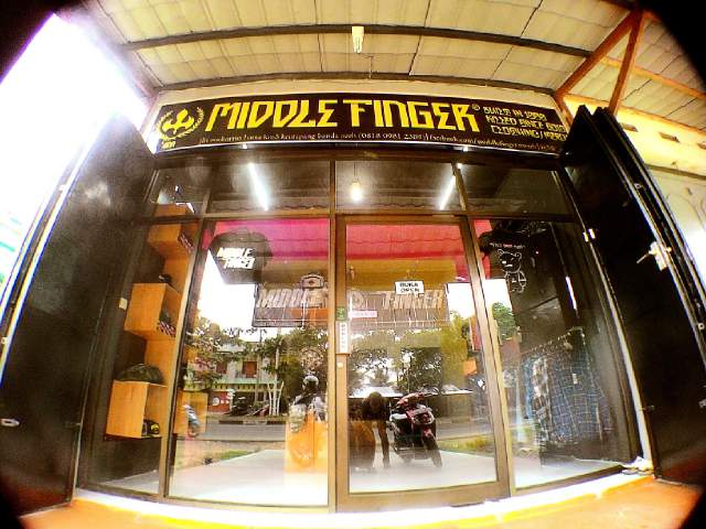 Middle Finger Store. Jl.Soekarno-Hatta no.10A Lambheu Banda Aceh.. Open store 11.am till 11.pm .come join us \m/ \m/
