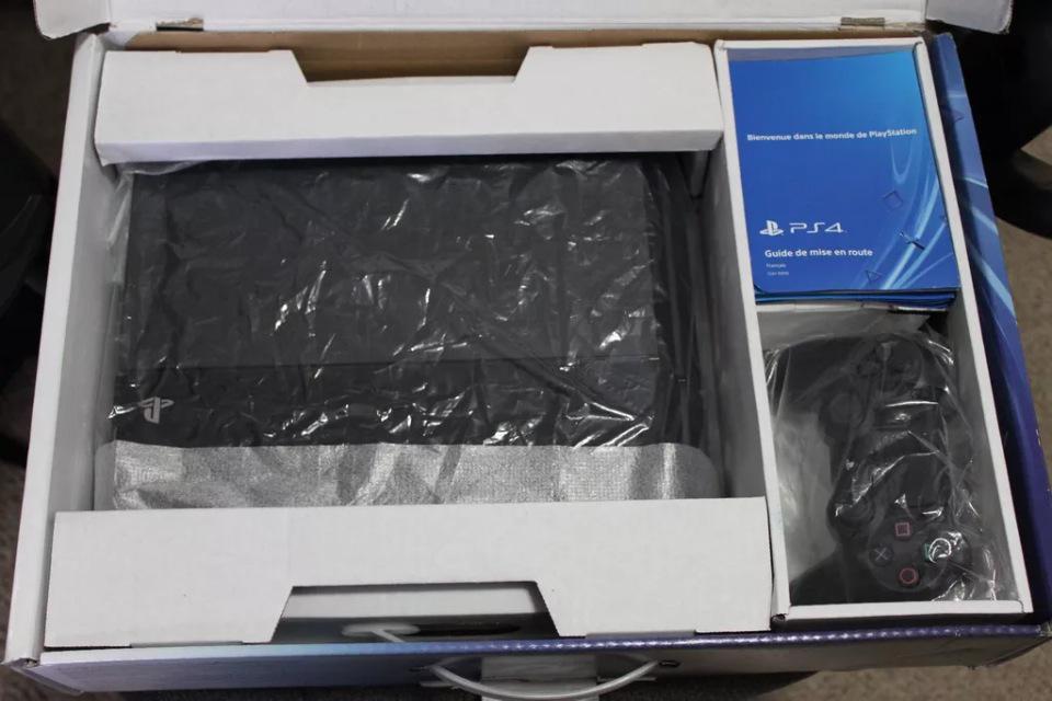 icekiller230300's tweet photo. Selling ps4 for 100$ @Cod8sandscrims @VisuaIIy @ShoutGamers @Gamer_RTweets @ShoutRTs @Mythical_RTs @CoDRT24_7 http://t.co/5OgdEv32IZ