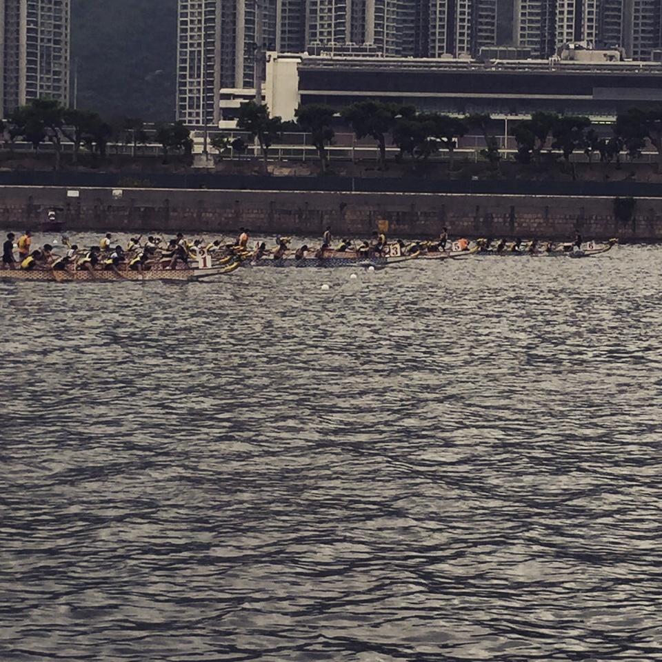 youngposthk's tweet photo. The dragon boat racing has begun at the Young Post 6th Inter-school #DragonBoat Championships! #ShingMunRiver #hk http://t.co/mlQuItssCF