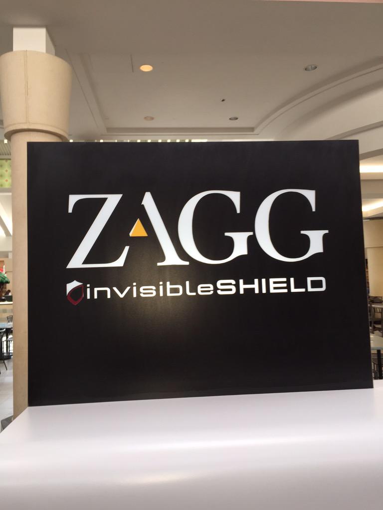 PorkChopLA's tweet image. TY @ZAGGdaily for your help @ATT @ATTCares sent me here, because they couldn&apos;t help! #AttCustomerservice #Sucks