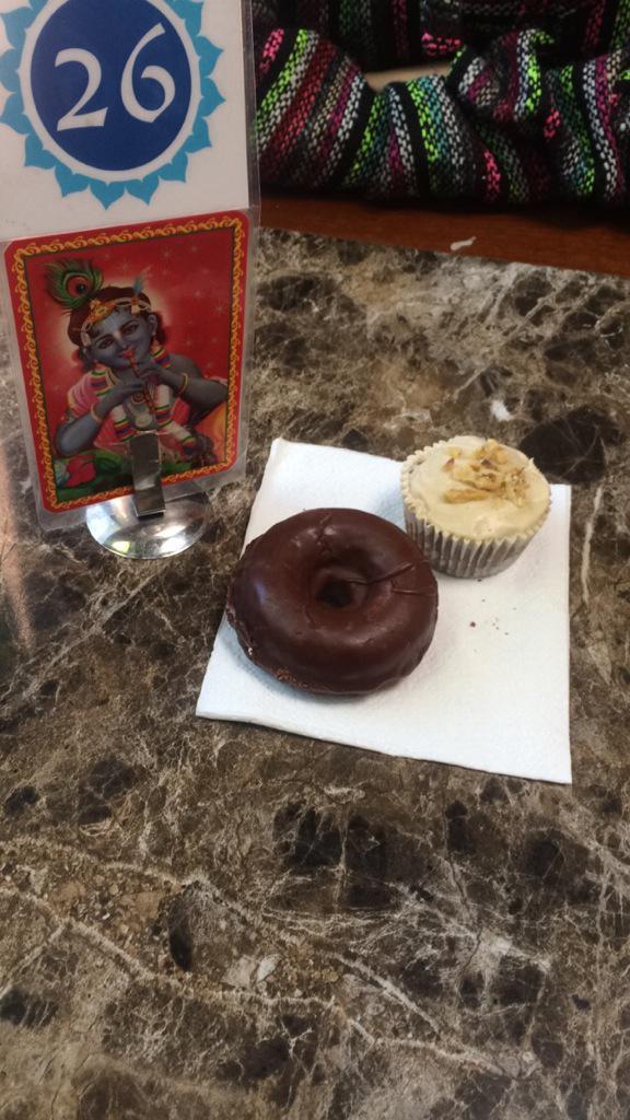 MVPMarkRocha's tweet photo. Going vegan 😳 http://t.co/ckNI1DHu68