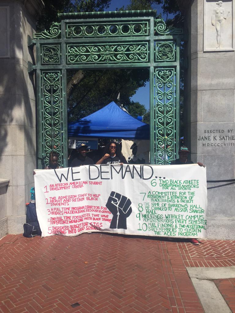 CalBSU's tweet photo. Press release about today's shutdown of Sather gate @UCBerkeley. #BlackLivesMatter #Ferguson2Cal #BlackAtCalDay http://t.co/ggmX7fZRK8
