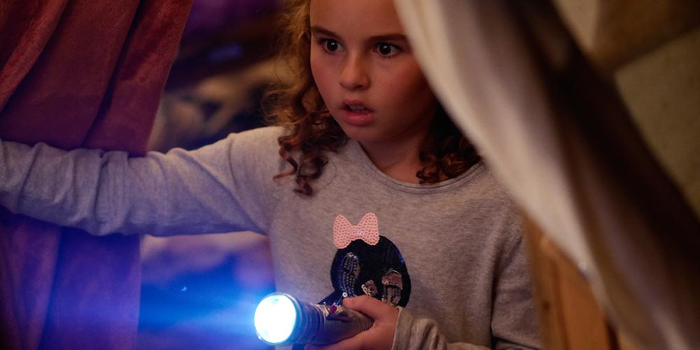 OrphanBlack's tweet photo. Worried about the #OrphanBlack premiere? So are they: http://t.co/Q1AkXDknKG