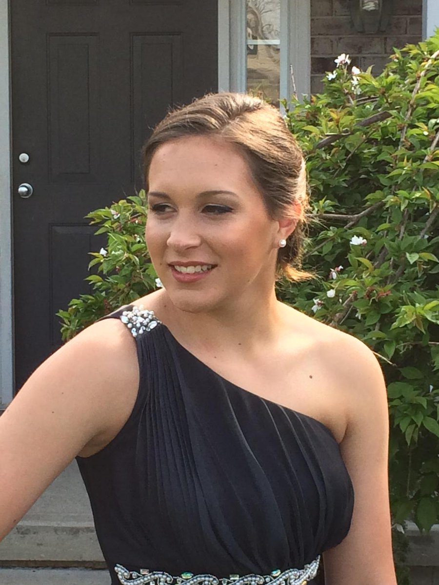 tml829's tweet image. My beautiful girl.