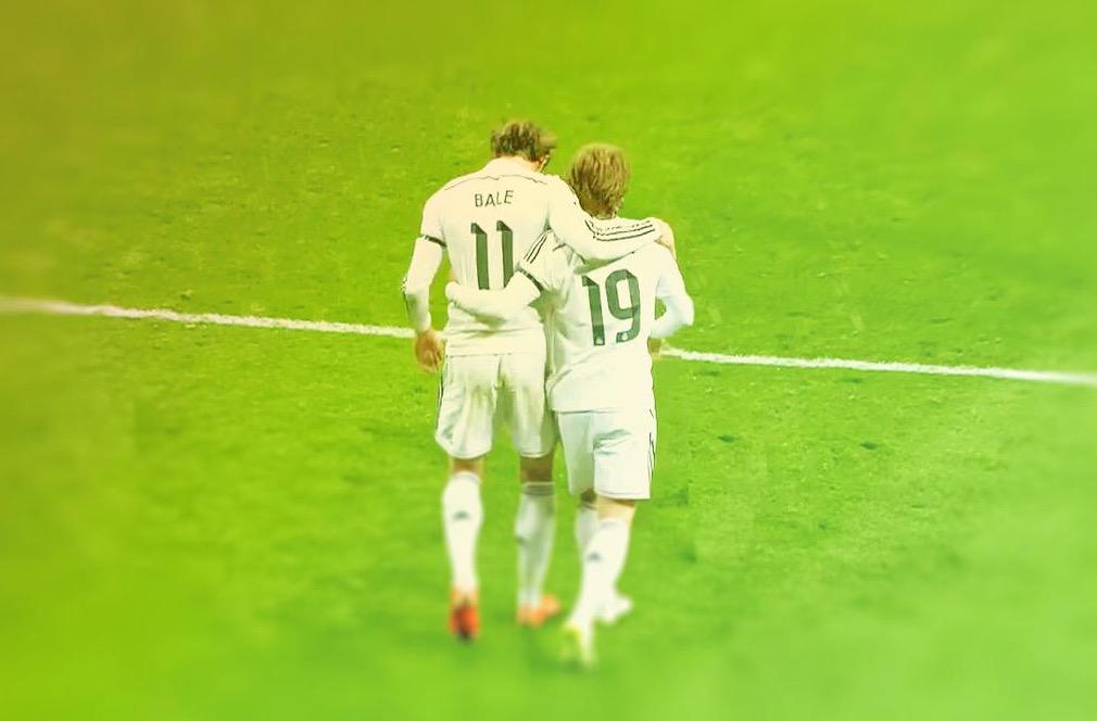 Madridismoreal's tweet photo. 1 RT= 1 ÁNIMO CRACKS. #genius http://t.co/s7XMnw7Shn