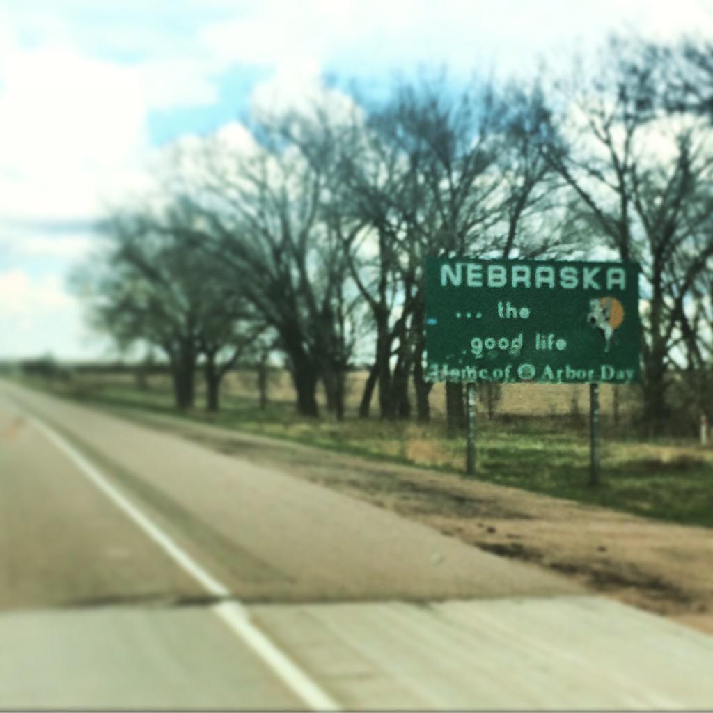 Passafire's tweet photo. We're livin' the good life tonight!! #IntervalTour hits #KEARNEY at Gillies w/ @strangerband | @gillieskearney http://t.co/o88Rw08B3p