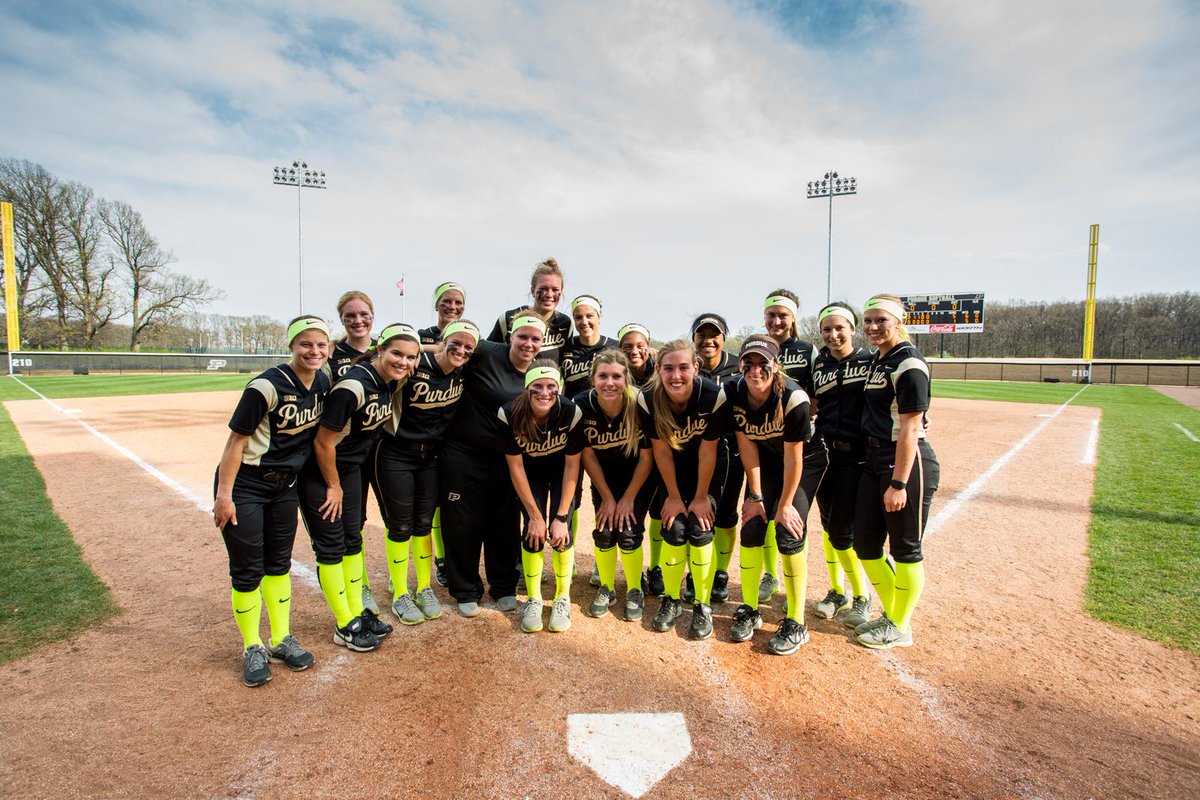 PurdueSoftball's tweet photo. Photos from today's Strike Out Cancer/Senior Day games: http://t.co/Y8CDAkux8i. Enjoy! Awesome crowds/beautiful day http://t.co/Dgza1gdyA8