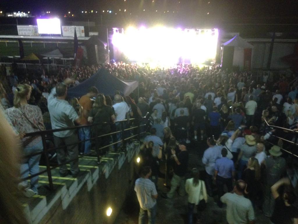 jstarr64's tweet photo. Best night @gossytrack #great venue #super lineup #faultlessly organised #when's the next one http://t.co/YgzZsNJUn3
