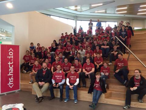ALeighMP's tweet photo. Meeting the next generation of #Canberra coders at #hsact @hact_io @codecadets #cbrin http://t.co/RQ6NnH223H