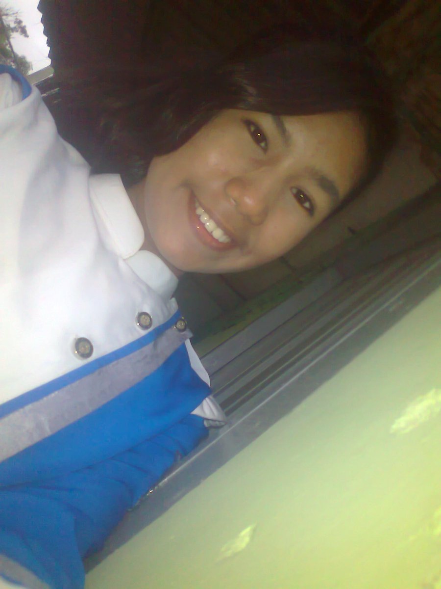 IndahChiRieques's tweet photo. hihihi http://t.co/ozaf4M3pQD