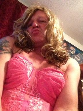 tinykittykate tweet picture