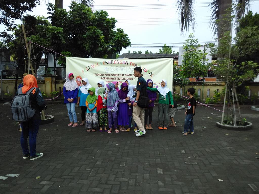 Keg PKM  mhs <a href="/komunikasiumy/">Ilmu Komunikasi UMY</a> <a href="/ikomUMY_14/">komunikasi 2014</a> <a href="/IK_UMY2013/">Komunikasi UMY 2013</a> <a href="/IK_UMY2012/">Komunikasi UMY 2012</a> pagi ini di SD <a href="/muhammadiyah/">Muhammadiyah</a>  Bodon2 Yk <a href="/TimPKMUMY/">Keluarga PKM UMY</a>